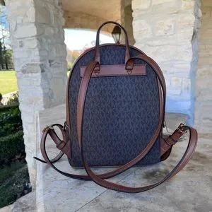 Michael Kors | Bags | Michael Kors Adina Md Signature  display picture 1